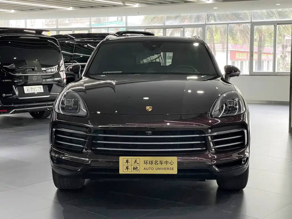 Porsche Cayenne Hybrid 2019 — фото 3