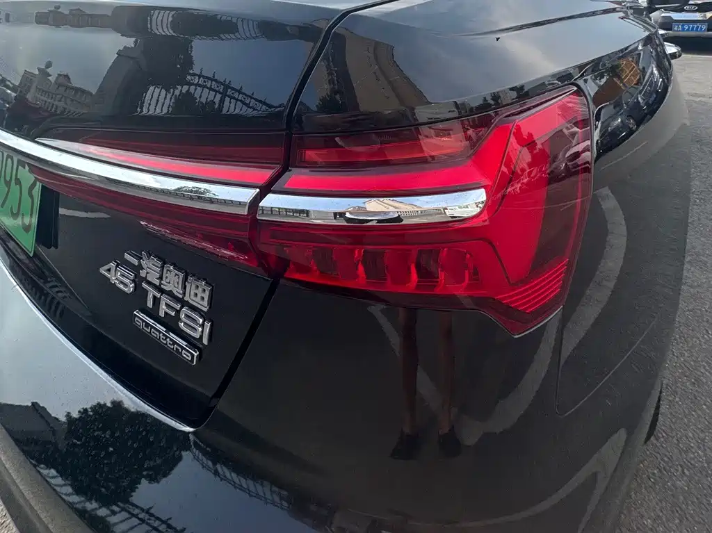 Audi A6L 2021