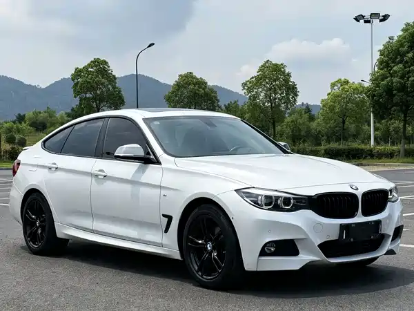 BMW 3 Series GT 2020