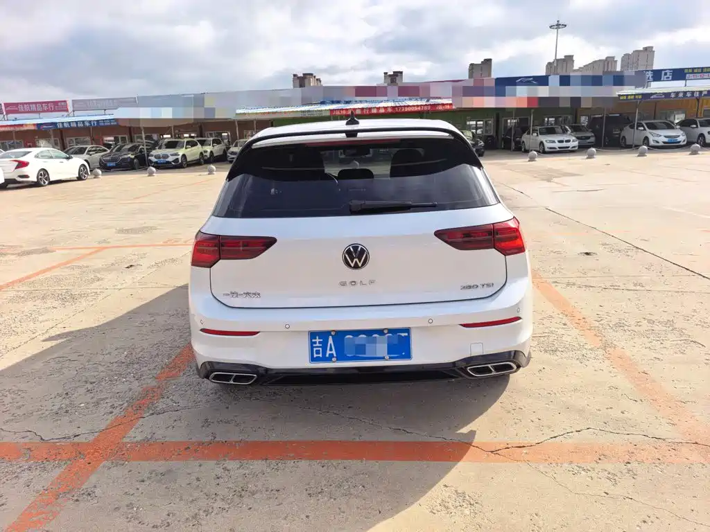Volkswagen Golf 2022