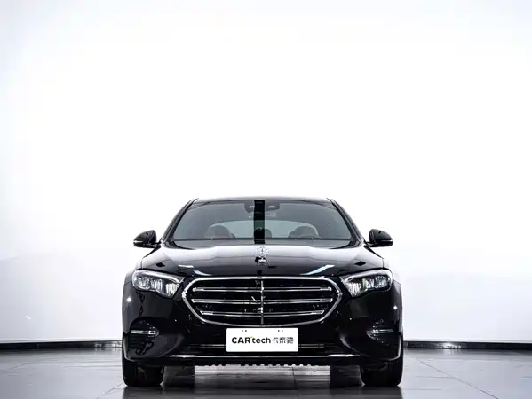 Mercedes-Benz E-Class 2025
