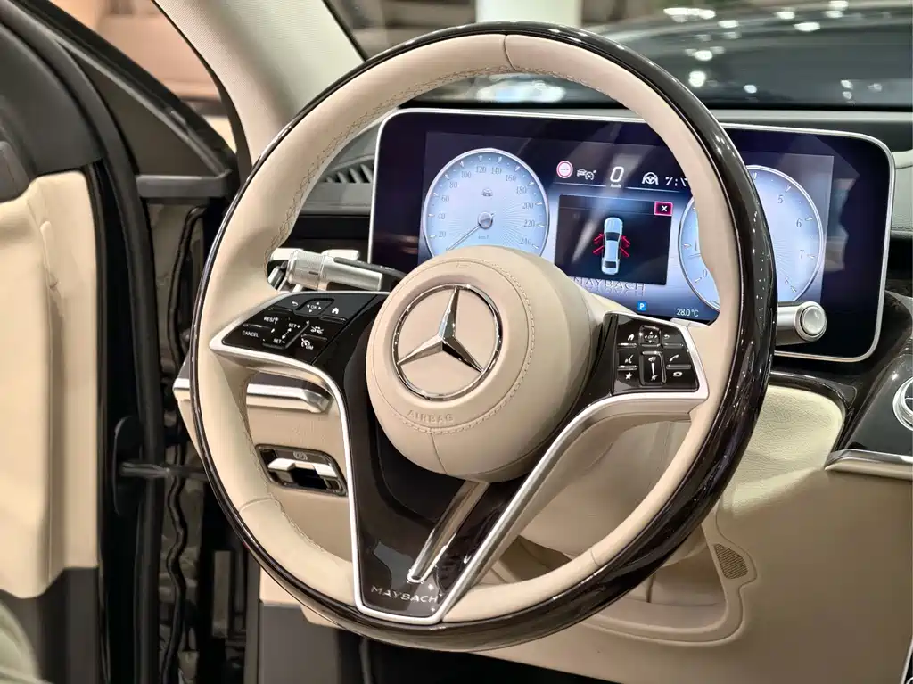 Mercedes-Benz Maybach S-Class 2023 — фото 22