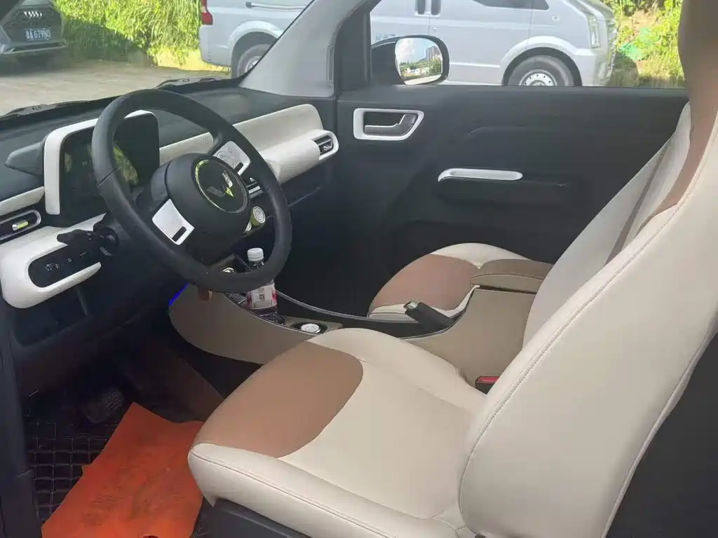 Wuling Hongguang MINIEV 2025