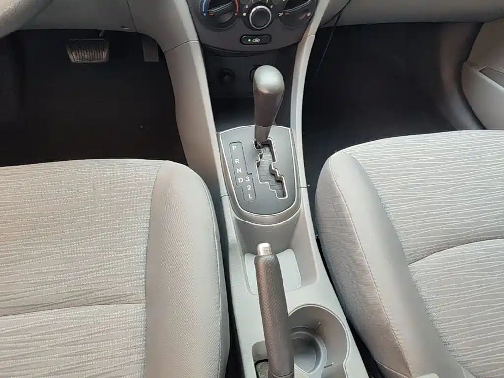 Hyundai Accent 2015 — фото 14