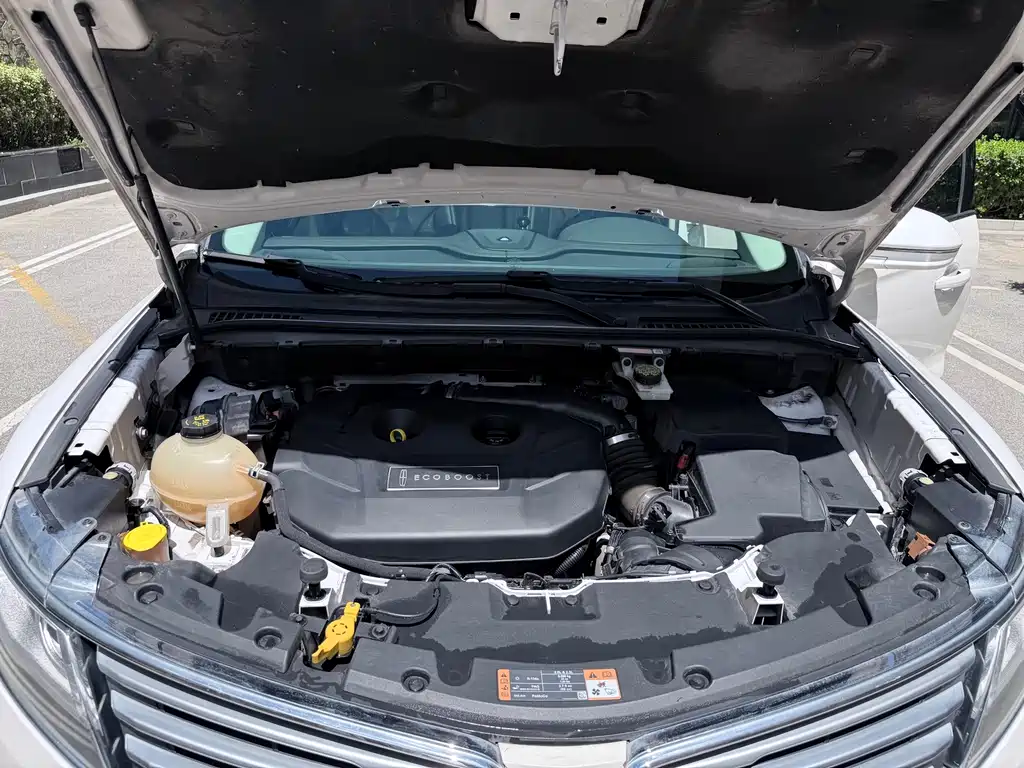 Lincoln MKC 2017 — фото 9
