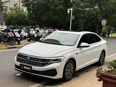 Volkswagen Sagitar 2024