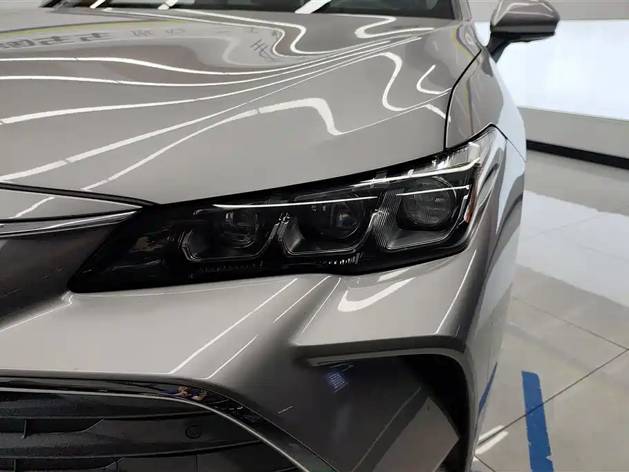 Toyota Avalon 2020