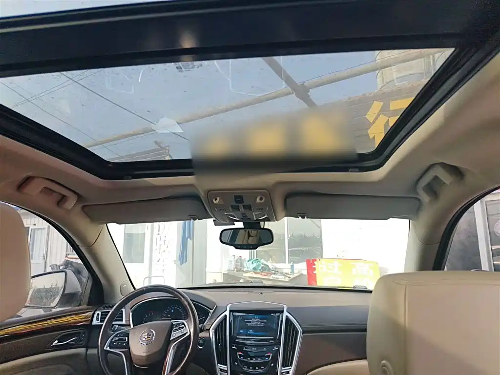 Cadillac SRX 2015 — фото 18