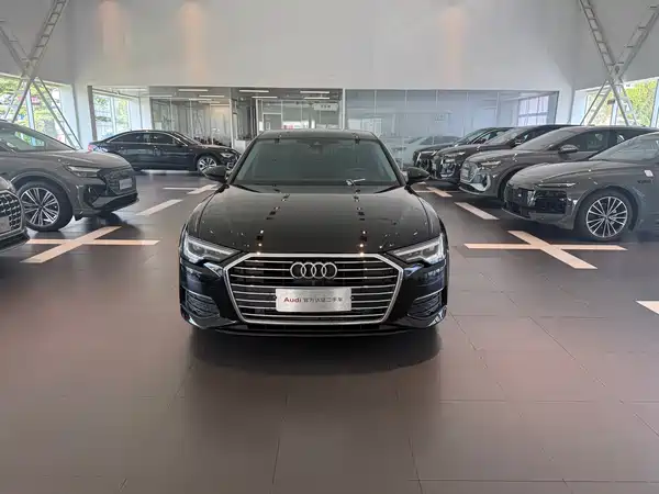 Audi A6L 2022