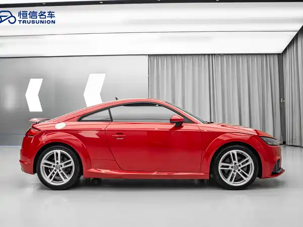 Audi TT 2015