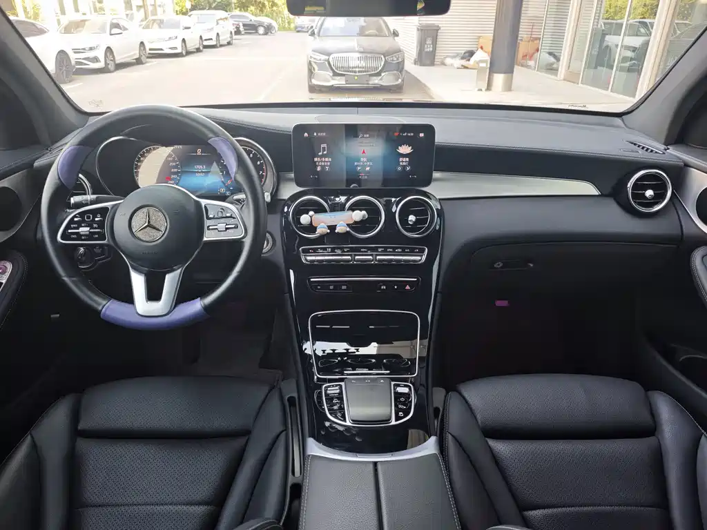 Mercedes-Benz GLC Coupe 2022 — фото 16