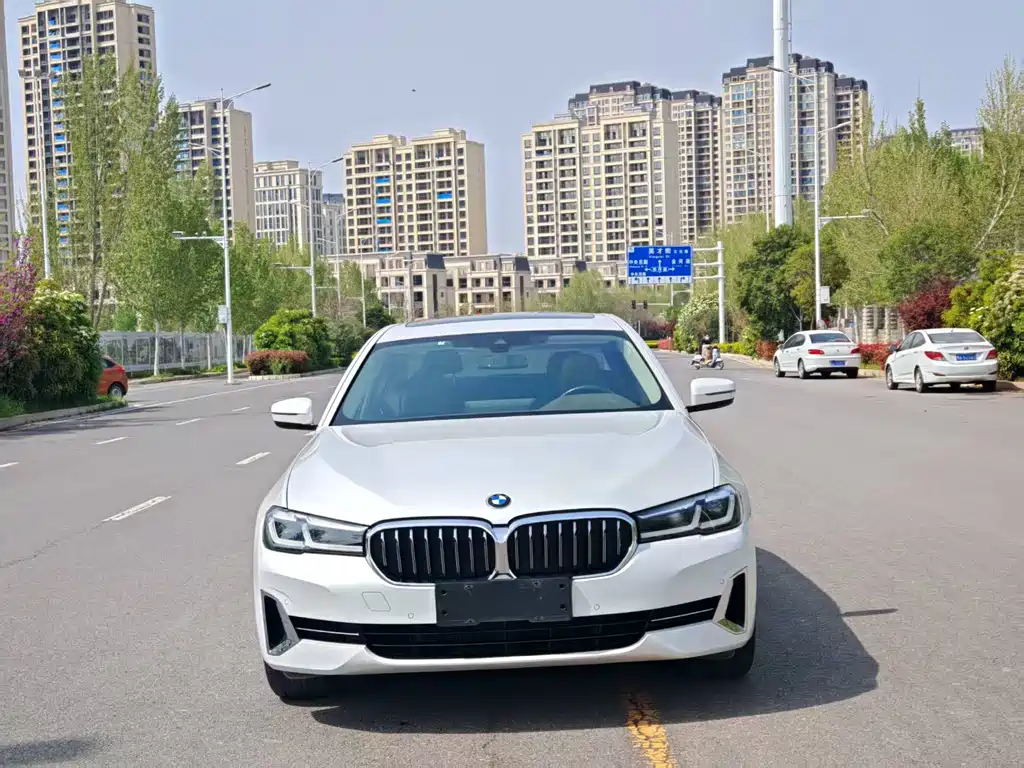 BMW 5 Series 2022