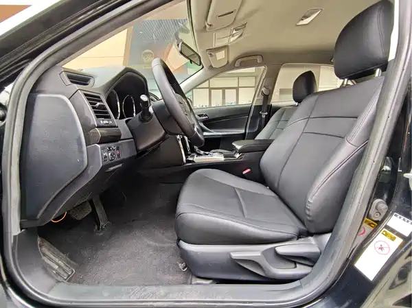 Toyota Reiz 2013