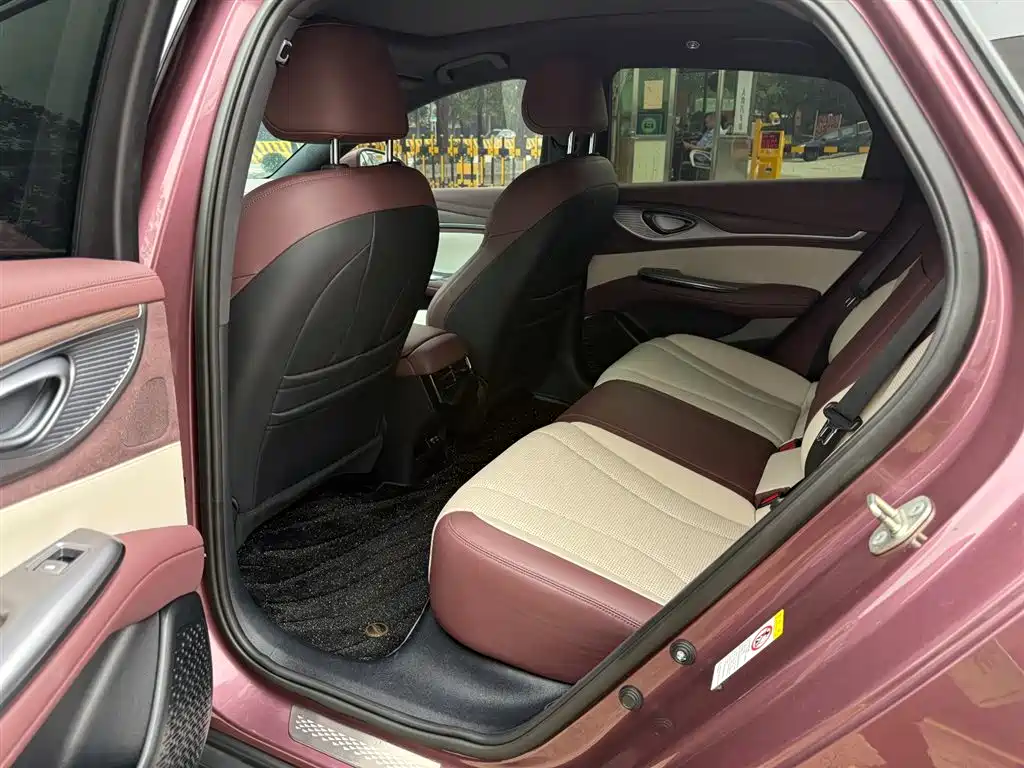 BYD Seal 2023 — фото 6