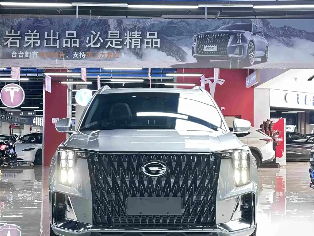 GAC Trumpchi GS8 2022 — фото 3