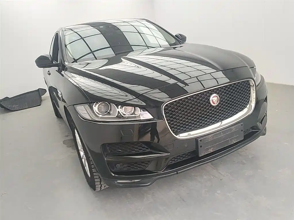 Jaguar F-PACE 2017 — фото 4