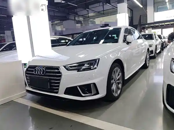 Audi A4L 2019