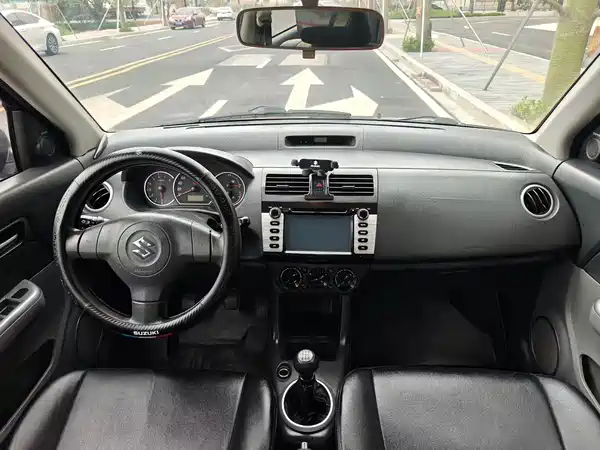 Suzuki Swift 2013