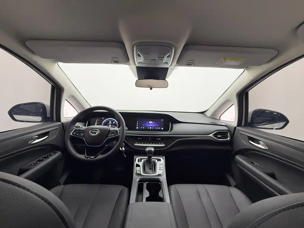 GAC Trumpchi M6 2022 — фото 10