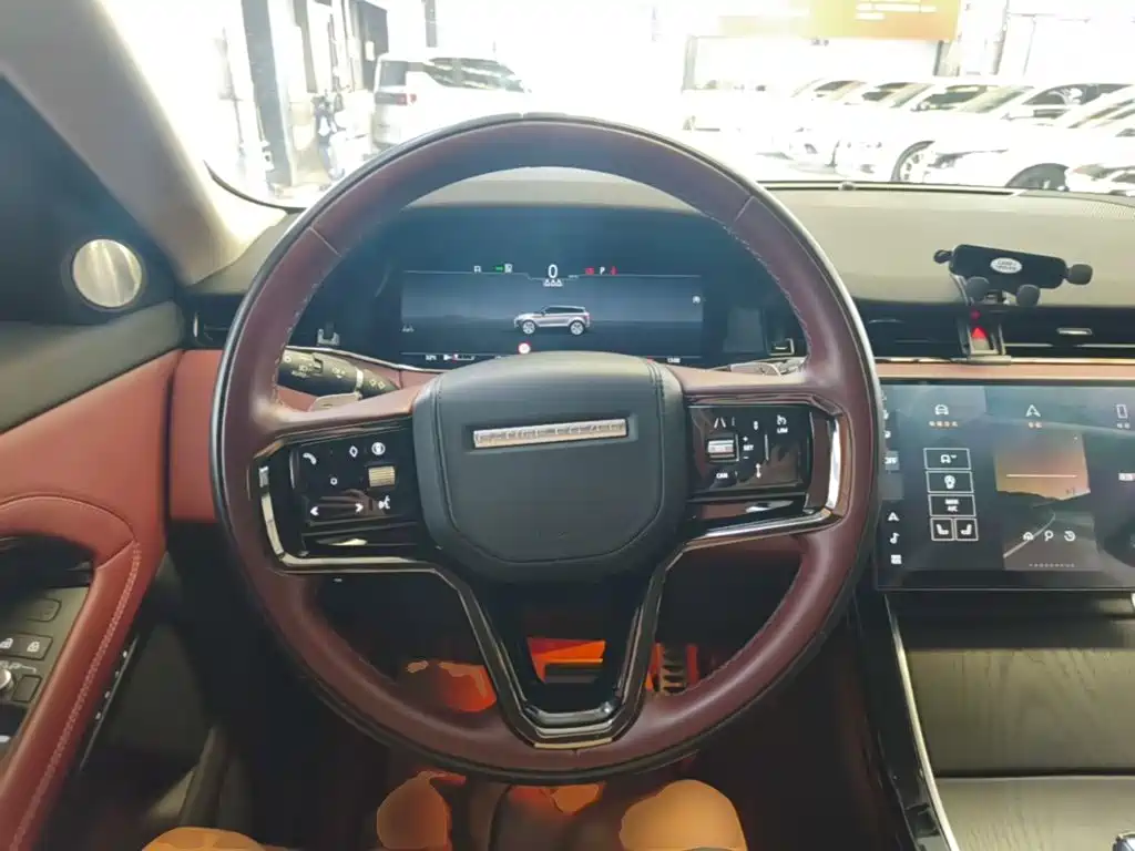 Land Rover Evoque 2025