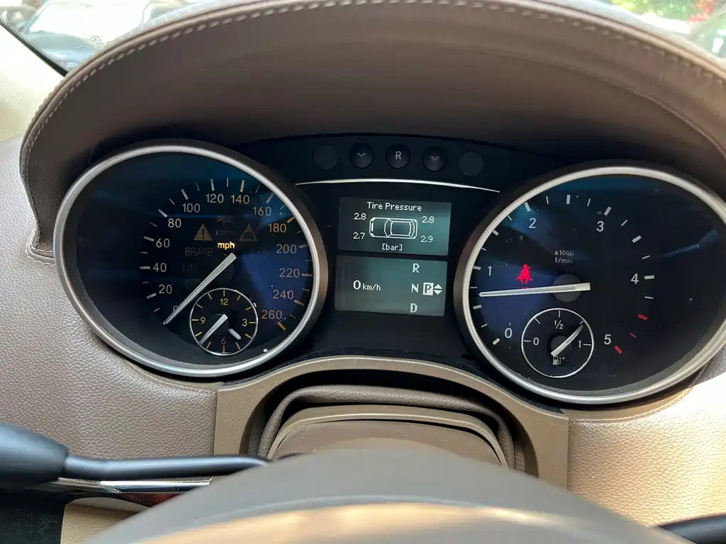 Mercedes-Benz GL-Class 2014 — фото 10