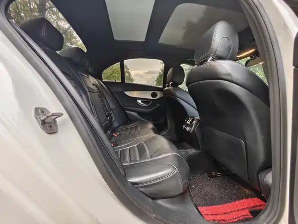 Mercedes-Benz C-Class 2015