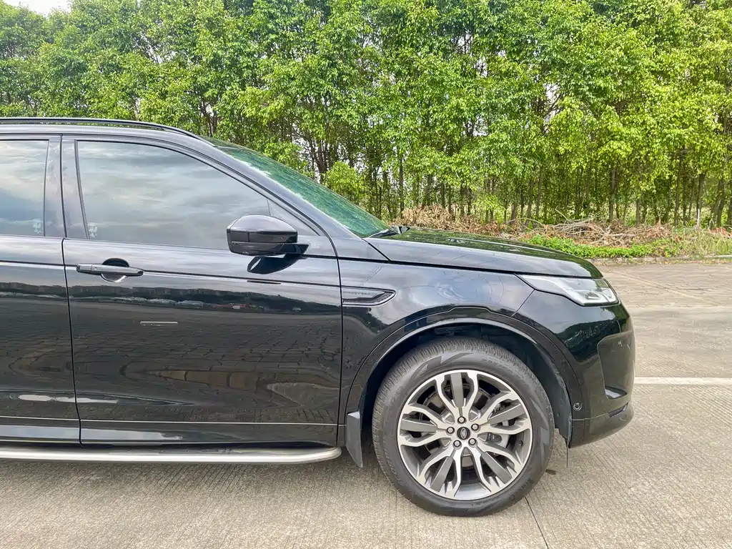 Land Rover Discovery Sport 2023 — фото 4