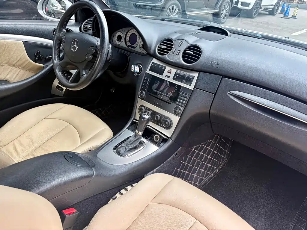 Mercedes-Benz CLK-Class 2007 — фото 15