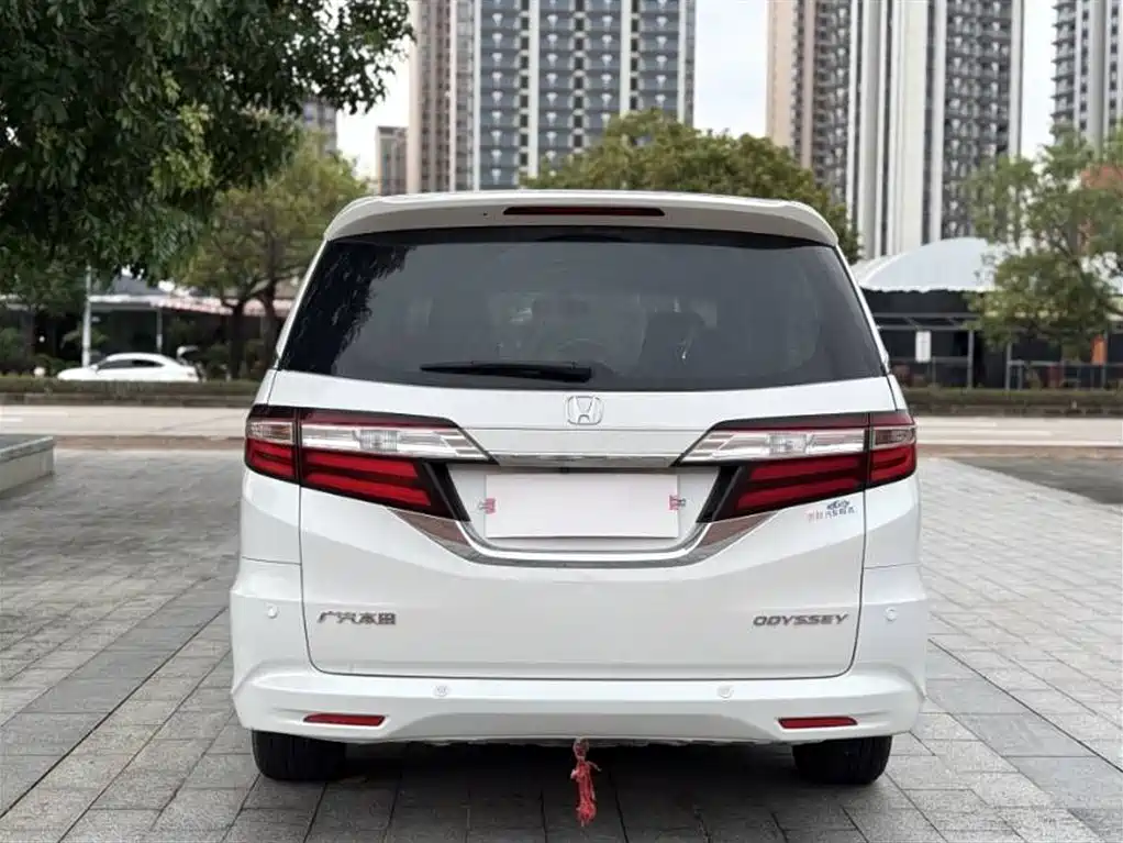 Honda Odyssey 2019 — фото 9