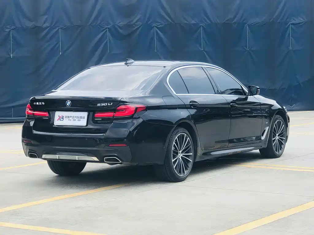 BMW 5 Series 2023