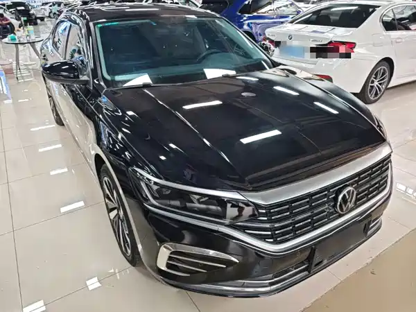 Volkswagen Passat 2022