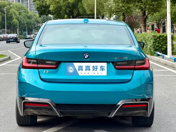 BMW i3 2023