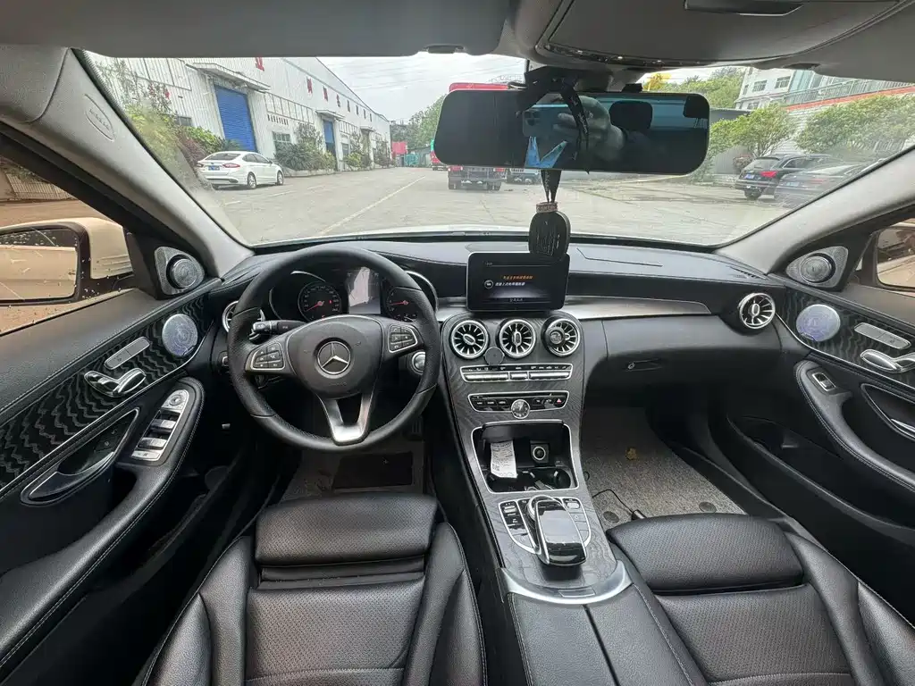 Mercedes-Benz C-Class 2018