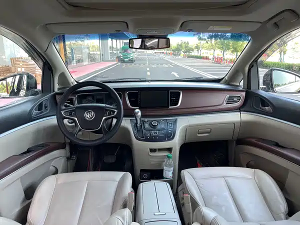 Buick GL8 2019