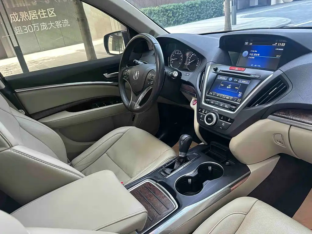 Acura MDX 2016 — фото 21