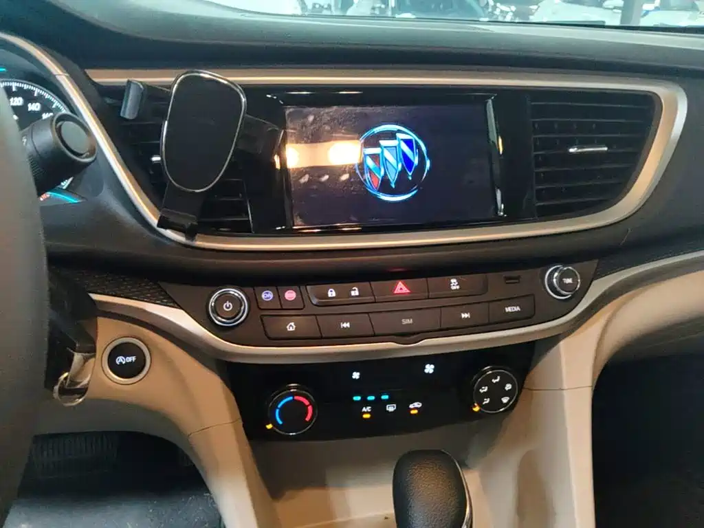 Buick Excelle GT 2020 — фото 13