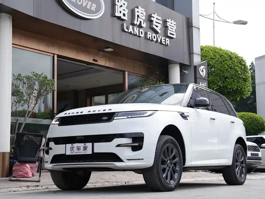 Land Rover Sport 2023 — фото 1
