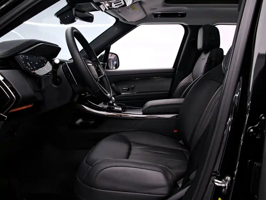 Land Rover Range Rover Sport 2025 — фото 13