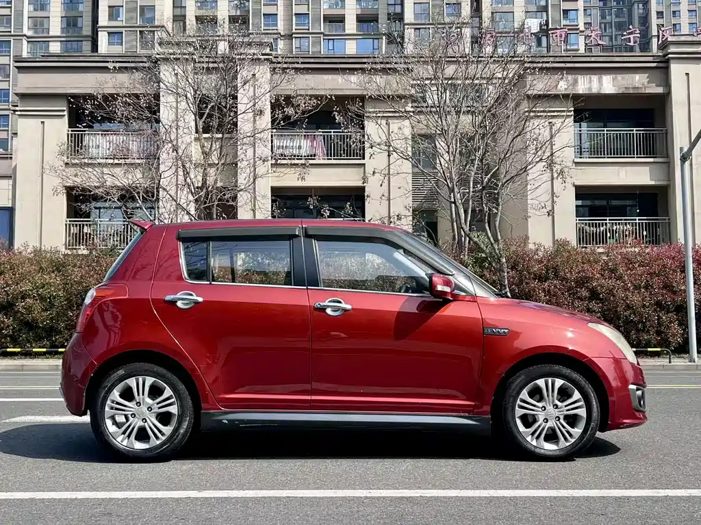 Suzuki Swift 2016 — фото 4