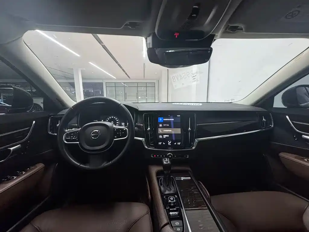 Volvo S90 2018 — фото 4
