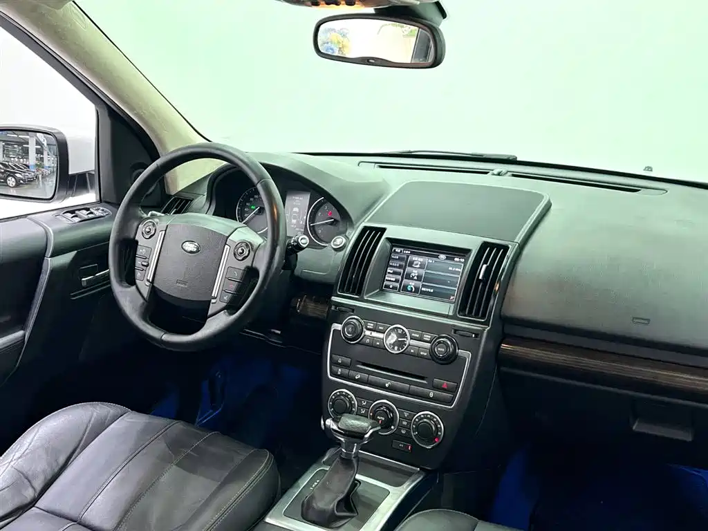 Land Rover Freelander 2 2013 — фото 15