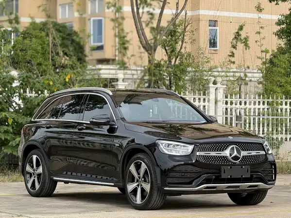 Mercedes-Benz GLC 2023