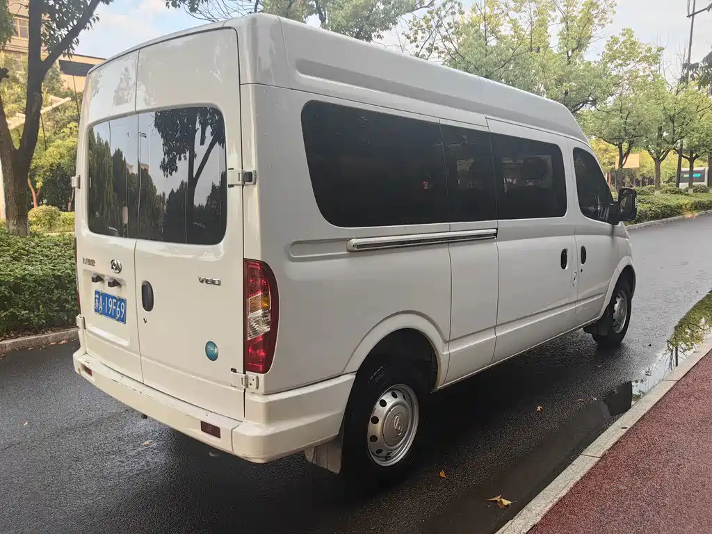 Maxus V80 2023