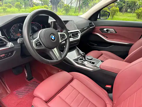 BMW 3 Series 2021