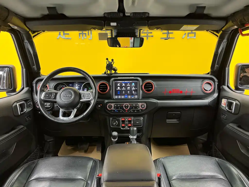 Jeep Wrangler PHEV 2021 — фото 8