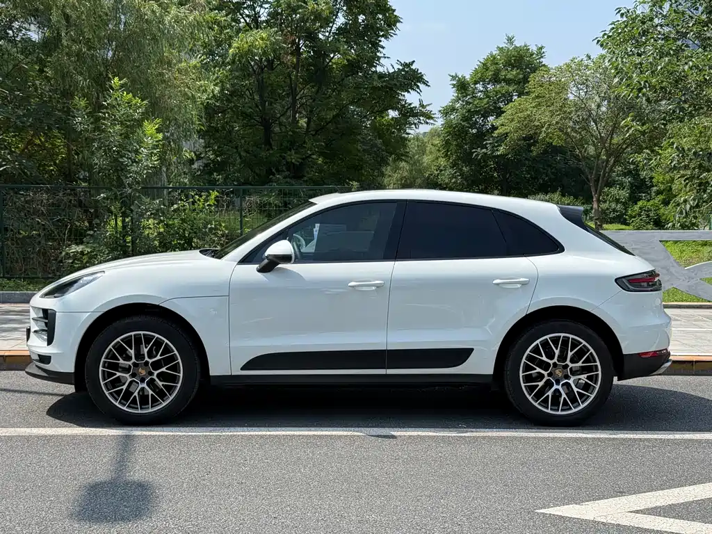 Porsche Macan 2020