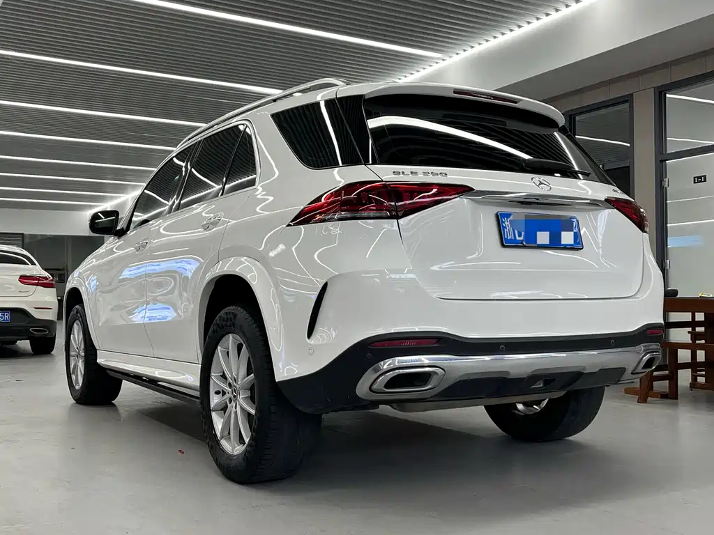 Mercedes-Benz GLE 2021 — фото 15