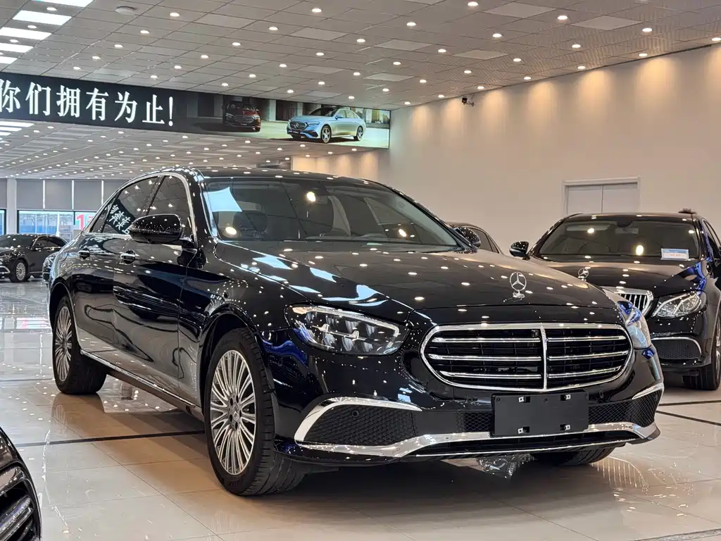 Mercedes-Benz E-Class 2023