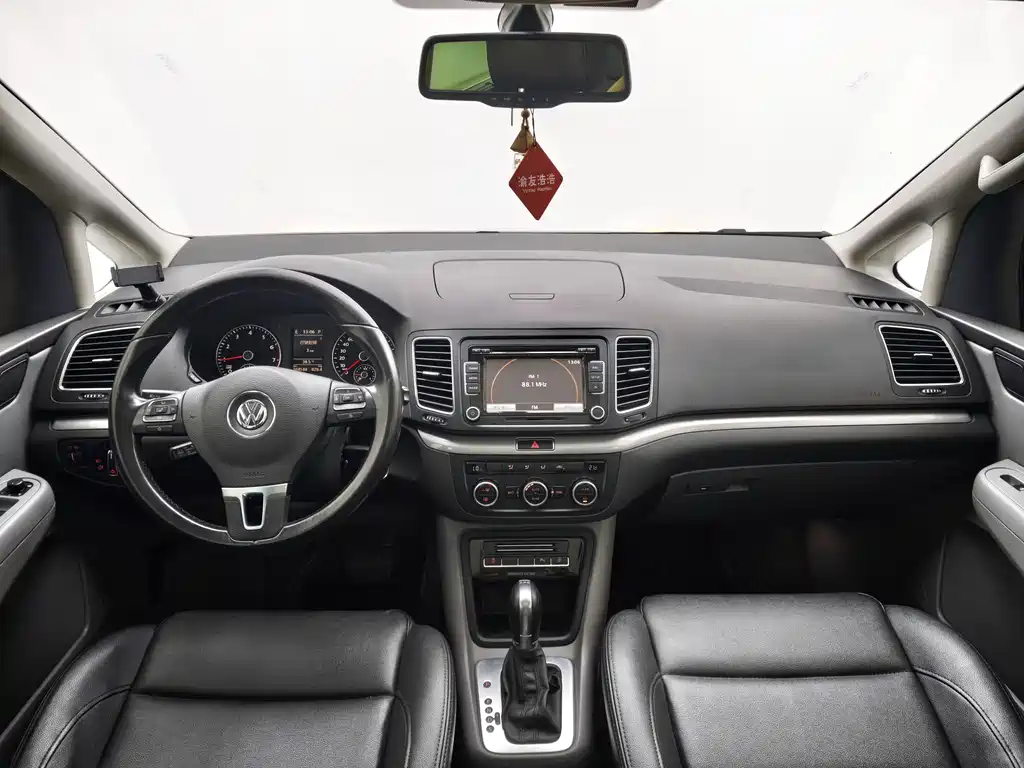 Volkswagen Sharan 2015 — фото 14