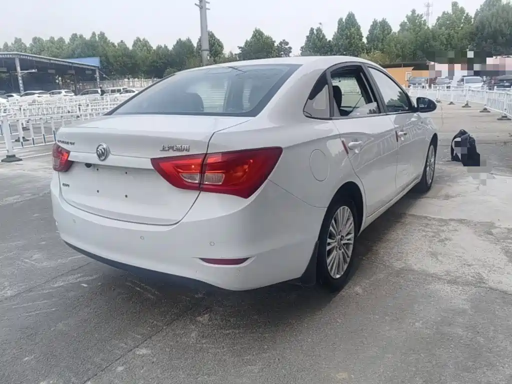 Buick Excelle 2016